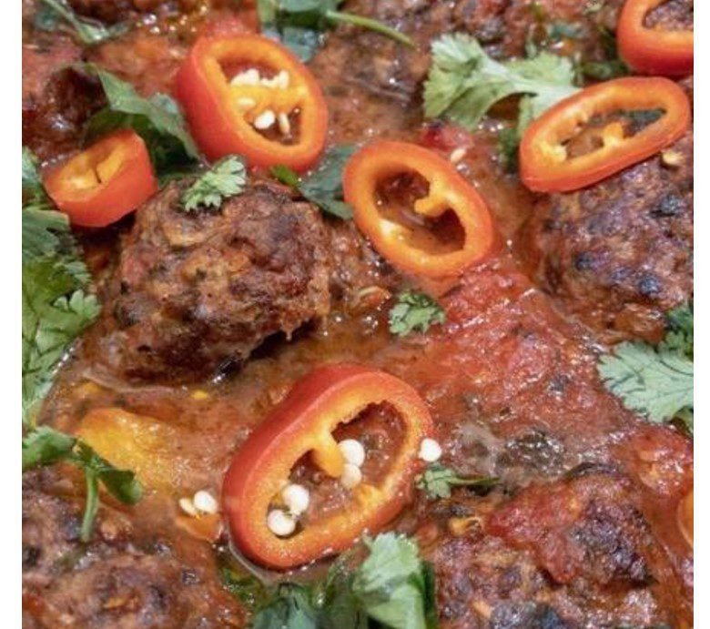 Kefta with Tomato Sauce